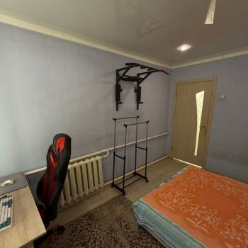 Продается Многокомнатная квартира, 70 м²
