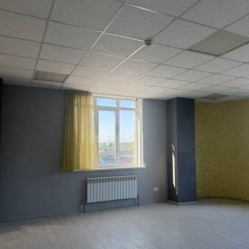 Сдается Нежилое помещение, 100 м²
