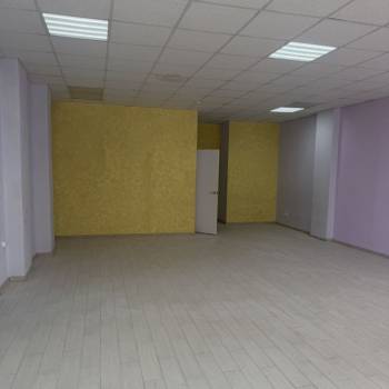 Сдается Нежилое помещение, 100 м²