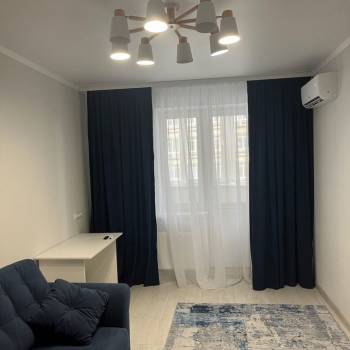 Сдается 1-комнатная квартира, 39 м²