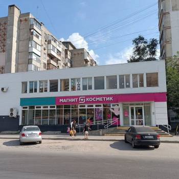 Сдается Нежилое помещение, 300 м²