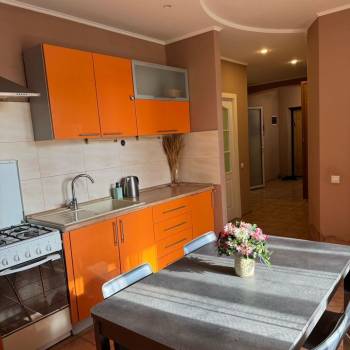 Сдается 2-х комнатная квартира, 89 м²