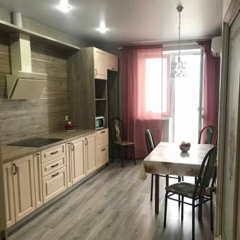 Сдается 2-х комнатная квартира, 71 м²
