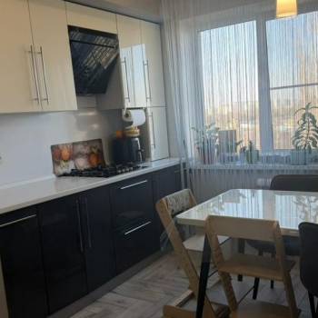 Продается 3-х комнатная квартира, 63,5 м²
