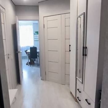 Продается 1-комнатная квартира, 35 м²