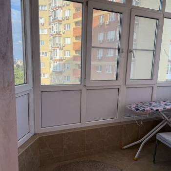 Сдается 1-комнатная квартира, 42 м²