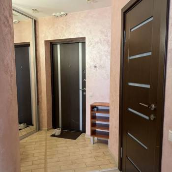 Сдается 1-комнатная квартира, 42 м²