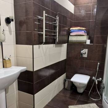 Сдается 1-комнатная квартира, 42 м²