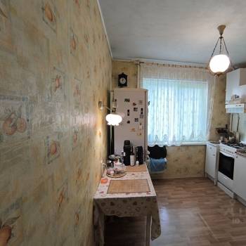 Продается Многокомнатная квартира, 80 м²