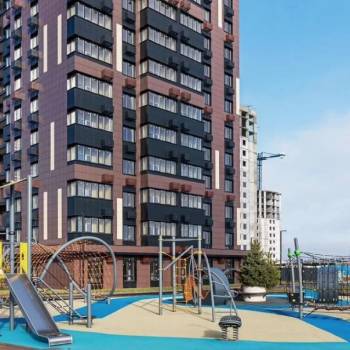 Продается 1-комнатная квартира, 42,5 м²