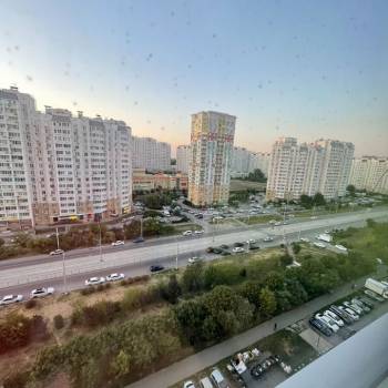 Сдается Многокомнатная квартира, 80 м²