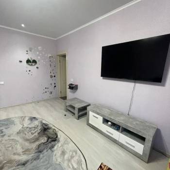 Сдается Многокомнатная квартира, 80 м²