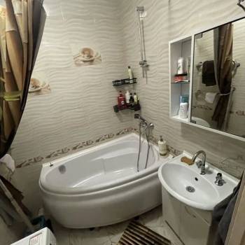 Сдается Многокомнатная квартира, 80 м²