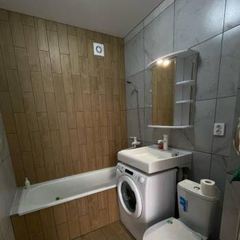 Сдается 2-х комнатная квартира, 49 м²