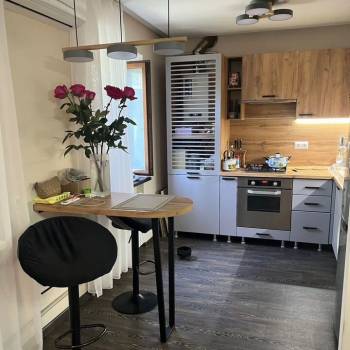 Продается 3-х комнатная квартира, 55 м²
