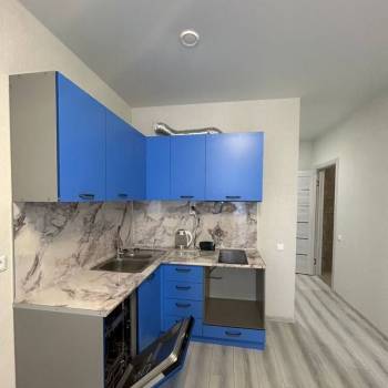 Продается 1-комнатная квартира, 37 м²