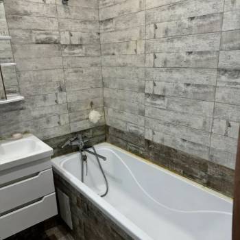Продается 1-комнатная квартира, 38 м²