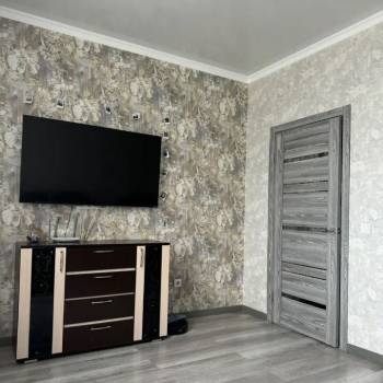Продается 1-комнатная квартира, 38 м²
