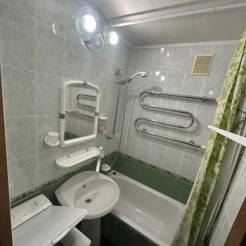 Продается 1-комнатная квартира, 55 м²
