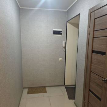 Продается 1-комнатная квартира, 43 м²