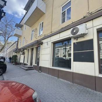 Продается Нежилое помещение, 215,1 м²