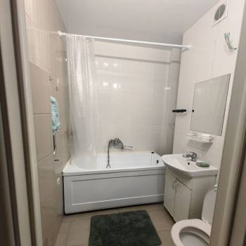 Сдается 1-комнатная квартира, 40 м²