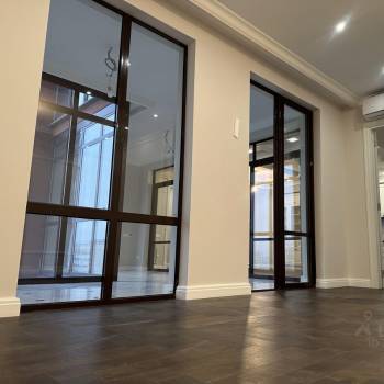 Продается Многокомнатная квартира, 172 м²