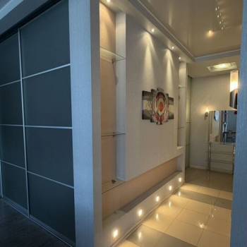 Продается 1-комнатная квартира, 50 м²