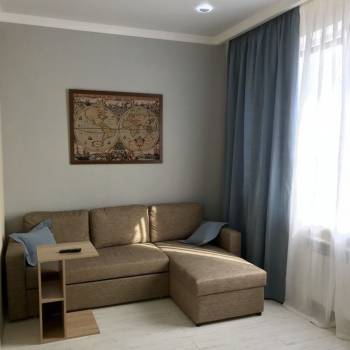 Сдается 1-комнатная квартира, 50 м²