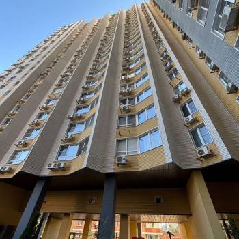 Продается Многокомнатная квартира, 115,9 м²