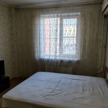 Продается 1-комнатная квартира, 38 м²