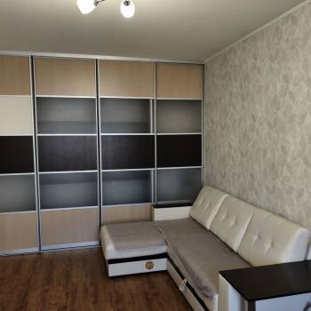 Продается 1-комнатная квартира, 38 м²
