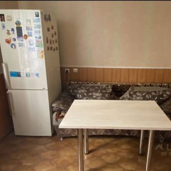 Сдается 1-комнатная квартира, 40 м²