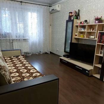 Продается 3-х комнатная квартира, 62 м²