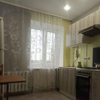 Сдается Многокомнатная квартира, 65 м²