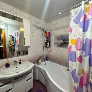 Сдается Многокомнатная квартира, 72 м²
