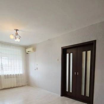 Продается 1-комнатная квартира, 30 м²