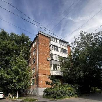 Продается Многокомнатная квартира, 61 м²