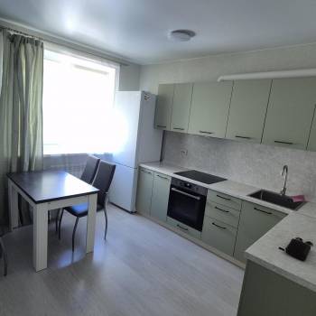 Сдается 1-комнатная квартира, 40 м²