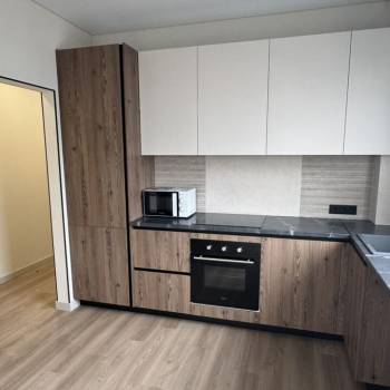 Сдается 2-х комнатная квартира, 62 м²