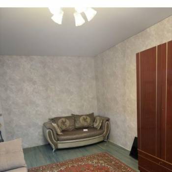 Сдается 1-комнатная квартира, 38 м²