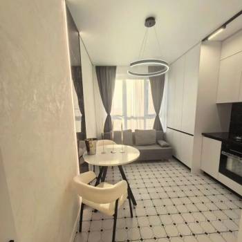Продается 1-комнатная квартира, 37 м²