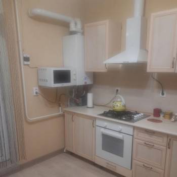 Продается 1-комнатная квартира, 35 м²