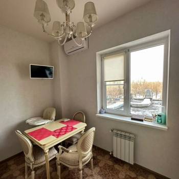 Продается 2-х комнатная квартира, 80,2 м²