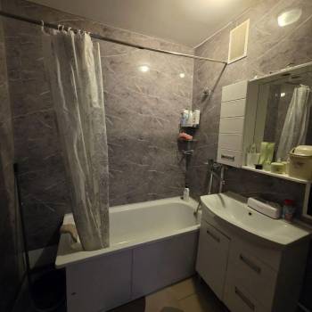 Сдается Многокомнатная квартира, 71 м²