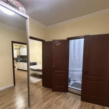 Продается 1-комнатная квартира, 40 м²