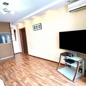 Продается 2-х комнатная квартира, 57,6 м²