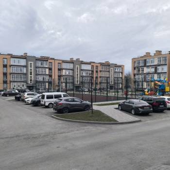 Продается 1-комнатная квартира, 36 м²