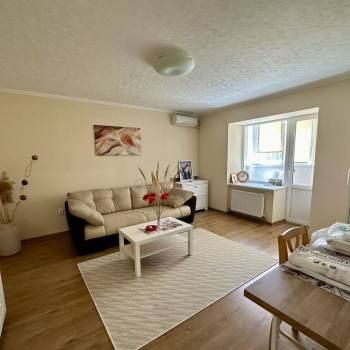 Сдается 1-комнатная квартира, 44 м²