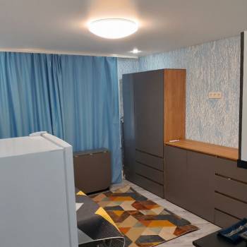 Продается 1-комнатная квартира, 18 м²